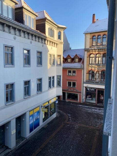 Thumbnail-Großzügige Wohnung mit Balkon in zentraler Lage von Gotha