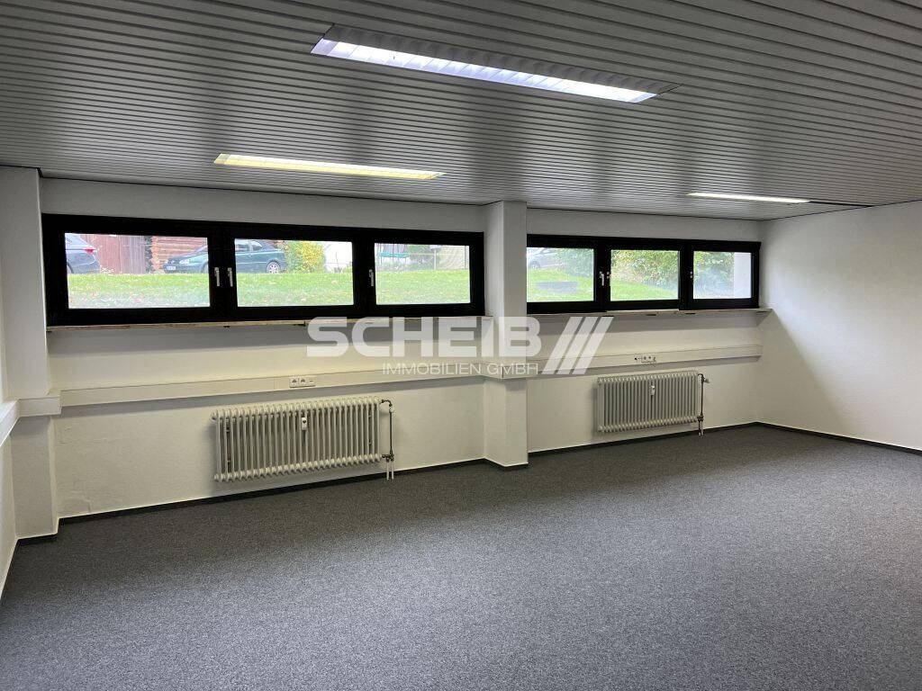 Thumbnail-50 m2, Schulungen, 2 WCs, Parkplätze