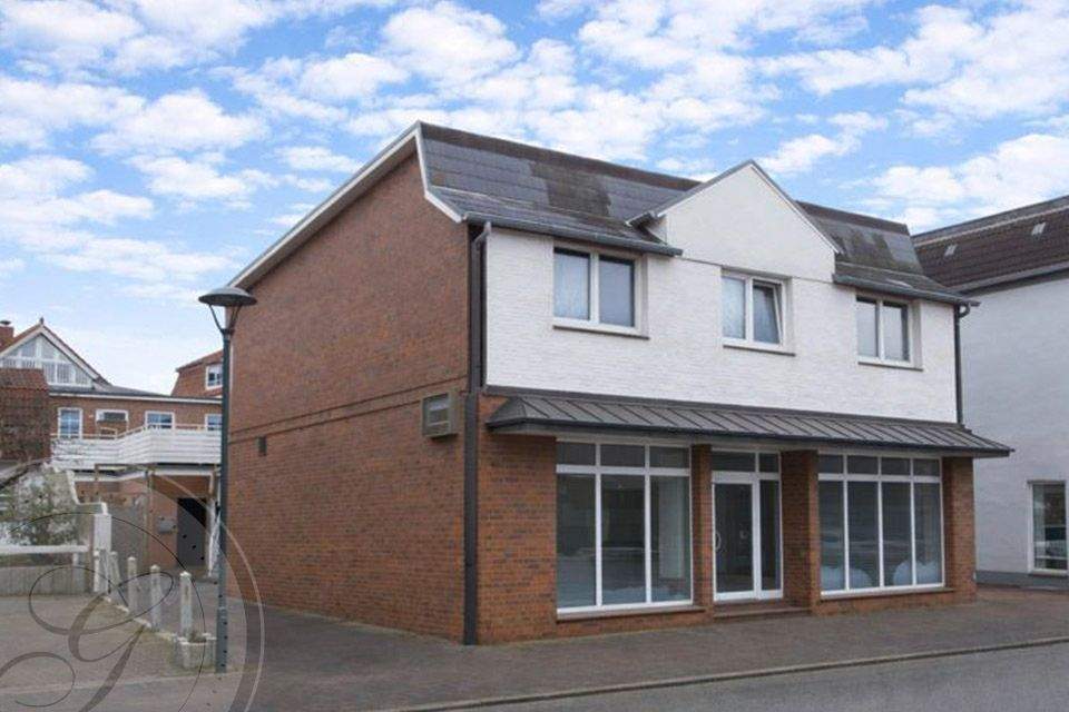 Thumbnail-GI - Solides Mehrfamilienhaus mit Gewerbeanteil