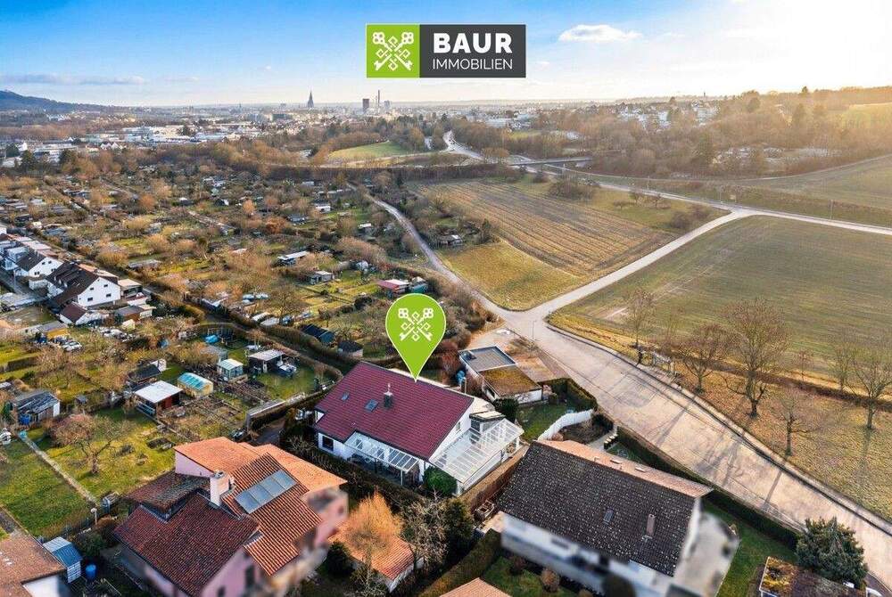 Thumbnail-Rarität am Stadtrand: Großzügiges Architektenhaus mit Potenzial