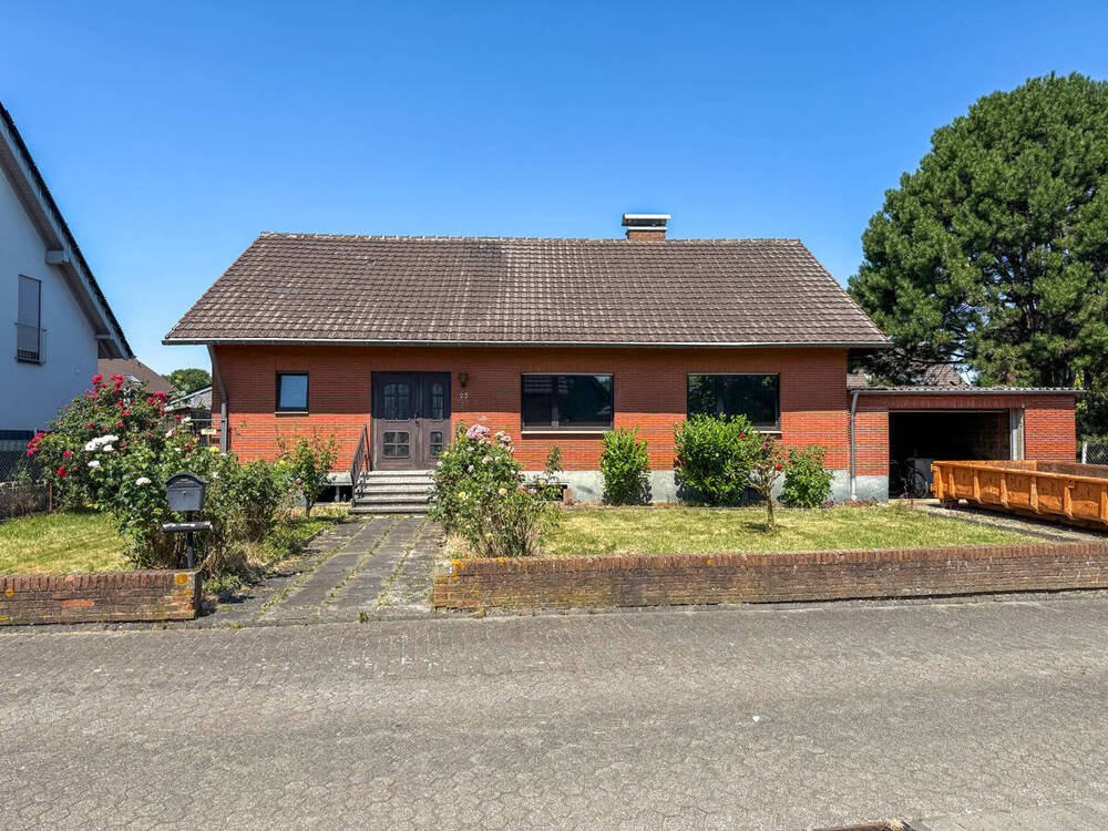 Thumbnail-Ebenerdiges Einfamilienhaus auf großem Grundstück in Erftstadt - Erp