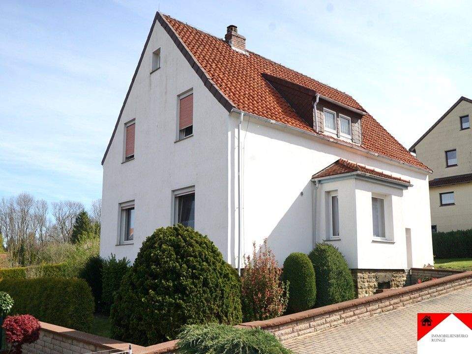 Thumbnail-Charmantes Einfamilienhaus mit großem Grundstück in schöner Lage am Waldrand