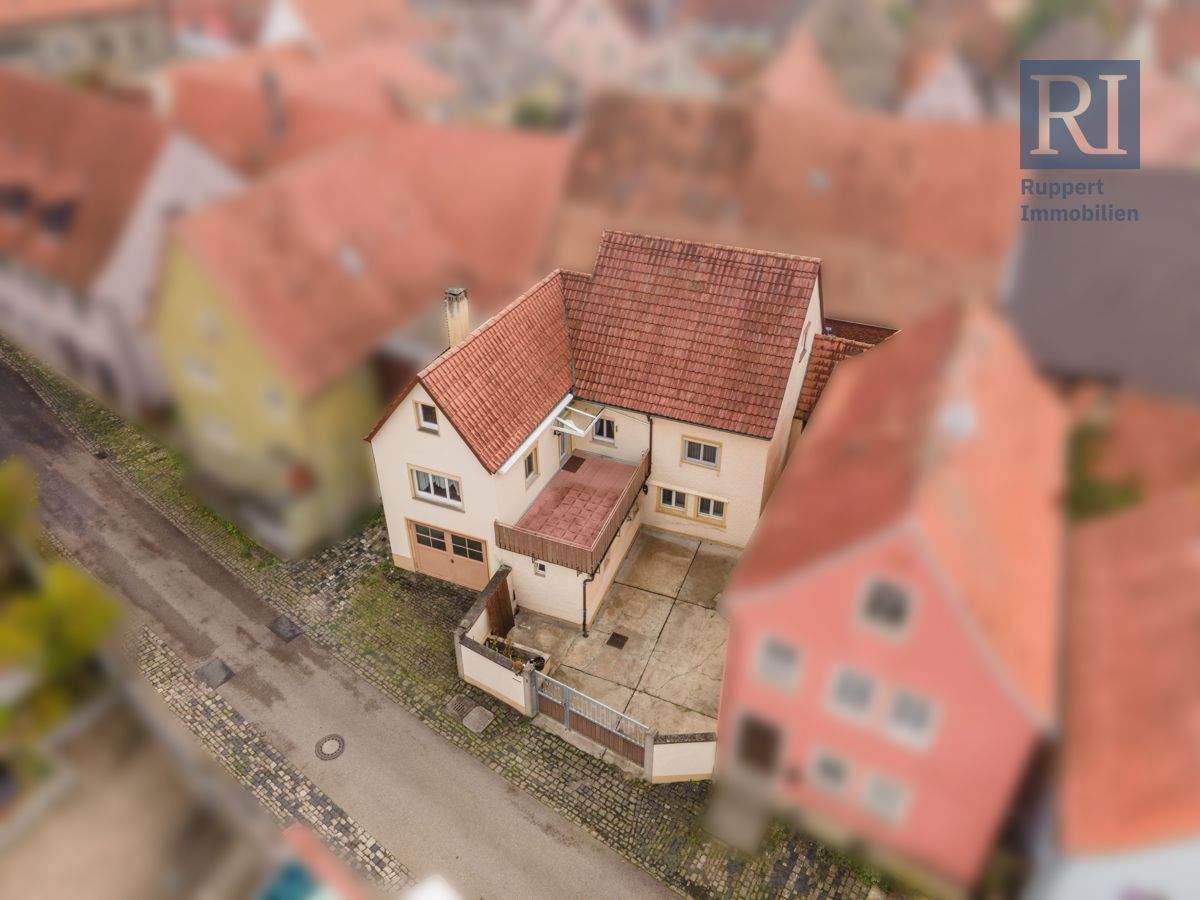 Thumbnail-EFH mit Garage im Altort von Mainbernheim