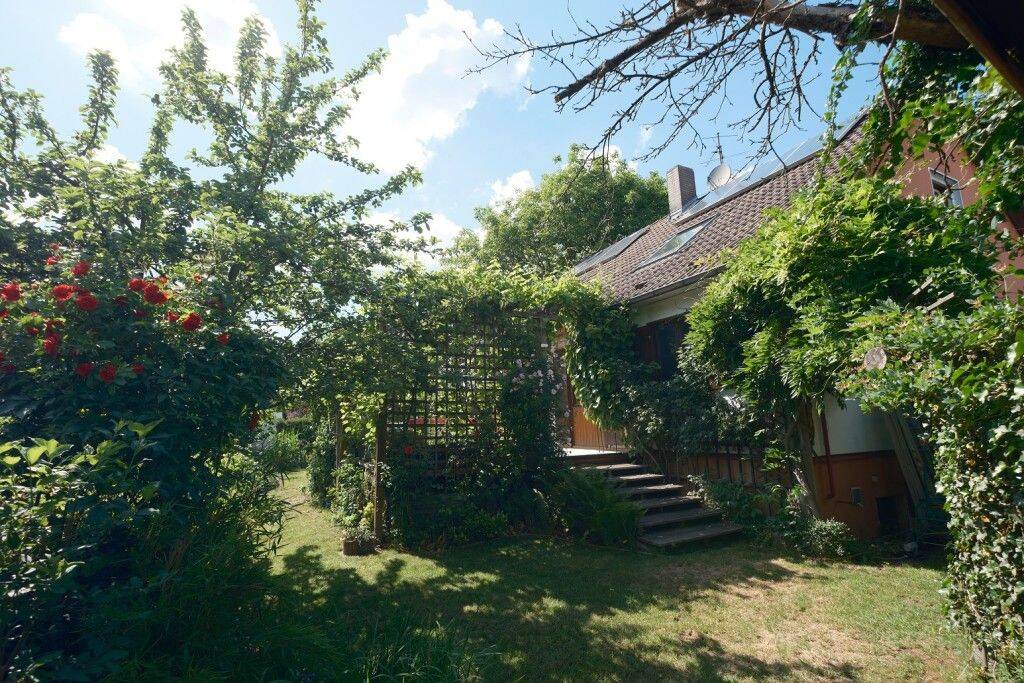 Thumbnail-EFH mit Einliegerwohnung in Nürnberg - Moorenbrunn Haus kaufen