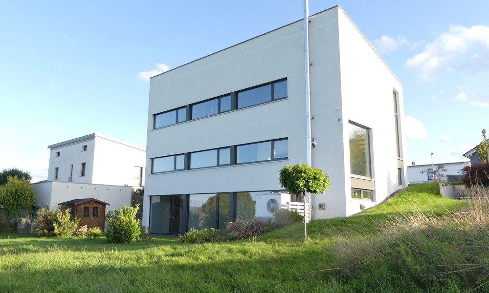 Thumbnail-Exclusiv - Futuristisch - Atemberaubend