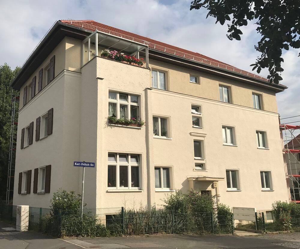 Thumbnail-Aufwendig sanierte 3 Zimmer Wohnung mit Loggia im 1.OG