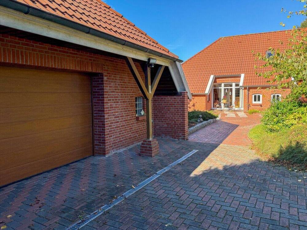 Thumbnail-Ebenerdiges Wohnen mit Stil - gemütliches Einfamilienhaus auf großem Grundstück in zweiter Reihe