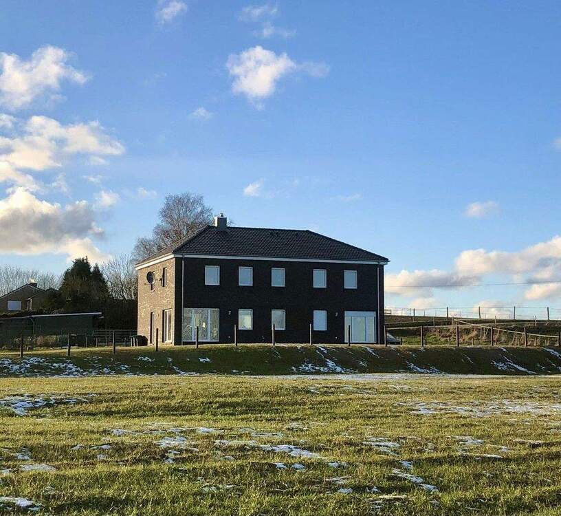 Thumbnail-Einfamilienhaus mit Einliegerwohnung - Grundstück erweiterbar (Bauland, Weideland & Halle möglich)