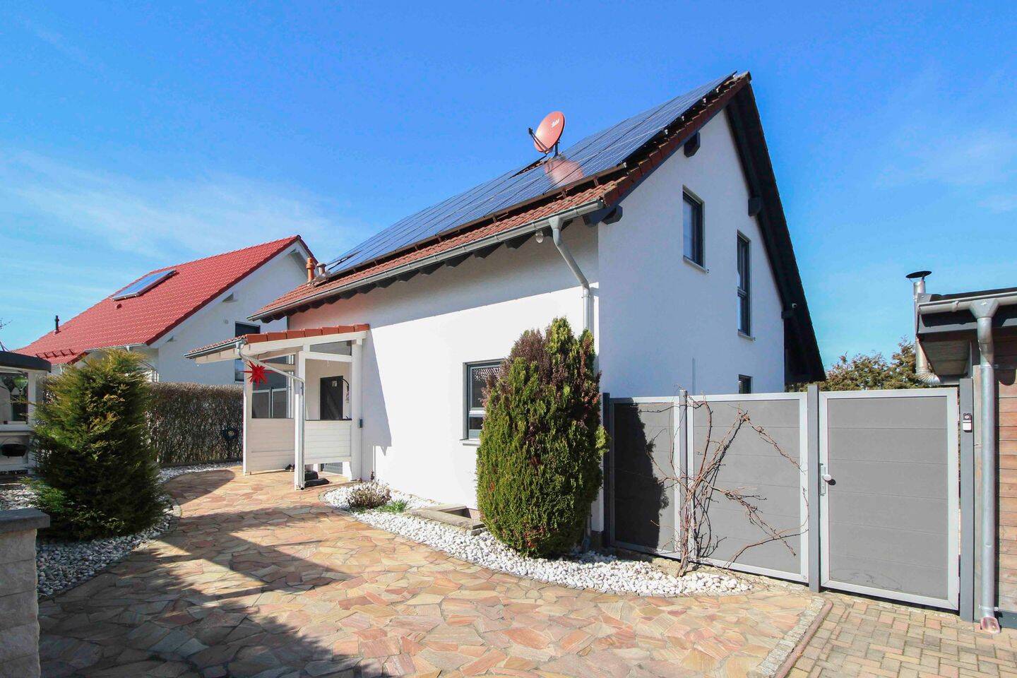 Thumbnail-!!!SOFORT BEZUGSFREI!!! Tolles Einfamilienhaus mit Pool und Garten in Radeburg