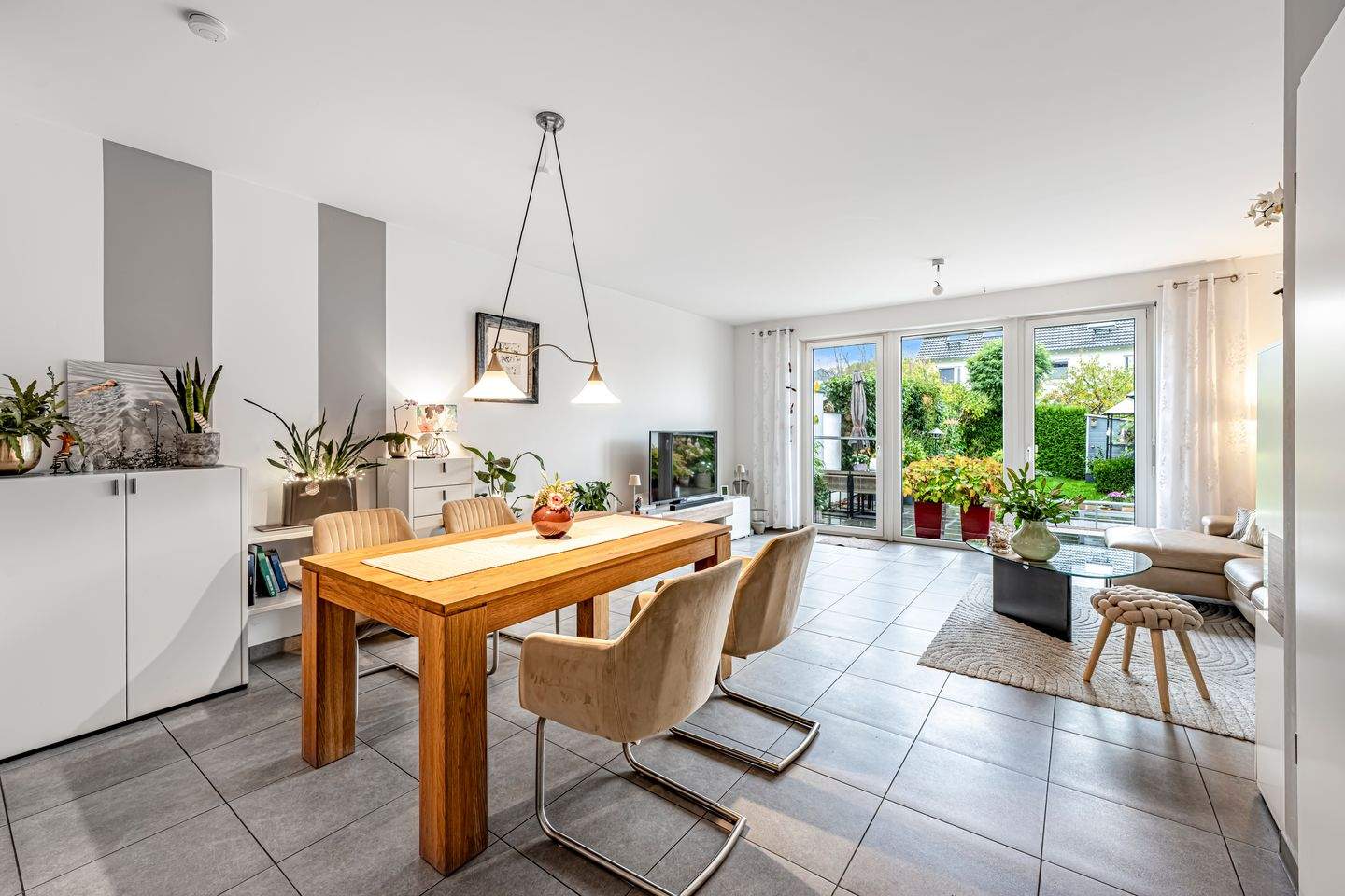 Thumbnail-Modernes Familienglück in Hattingen-Holthausen - stilvolles Wohnen mit Garten, Terrasse und viel Raum zum Leben