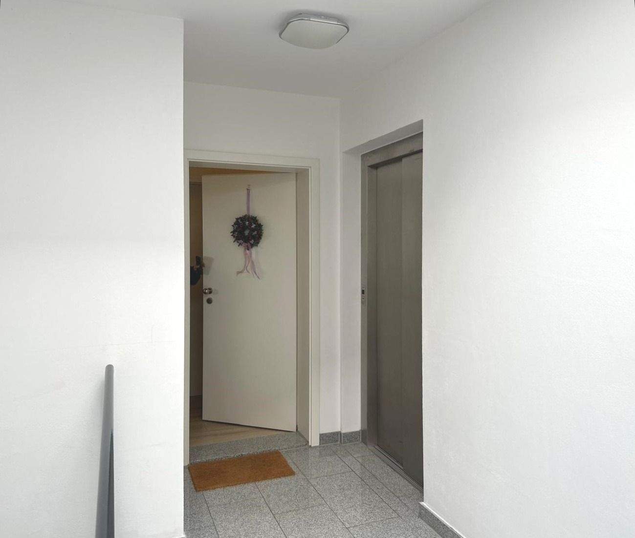 Thumbnail-Penthouse-Feeling - Top Floor mit Aufzug