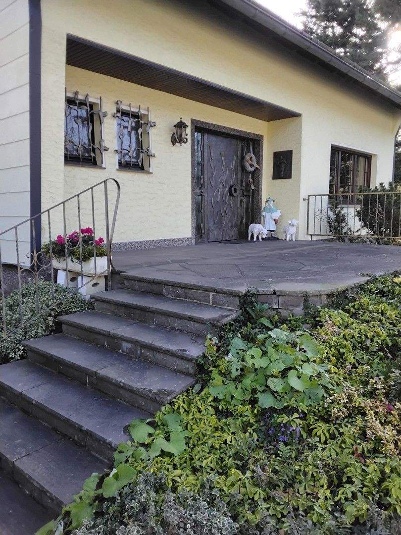 Thumbnail-Einfamilienhaus -Provisionsfrei- in Stadt und Waldrand Lage von Mechernich