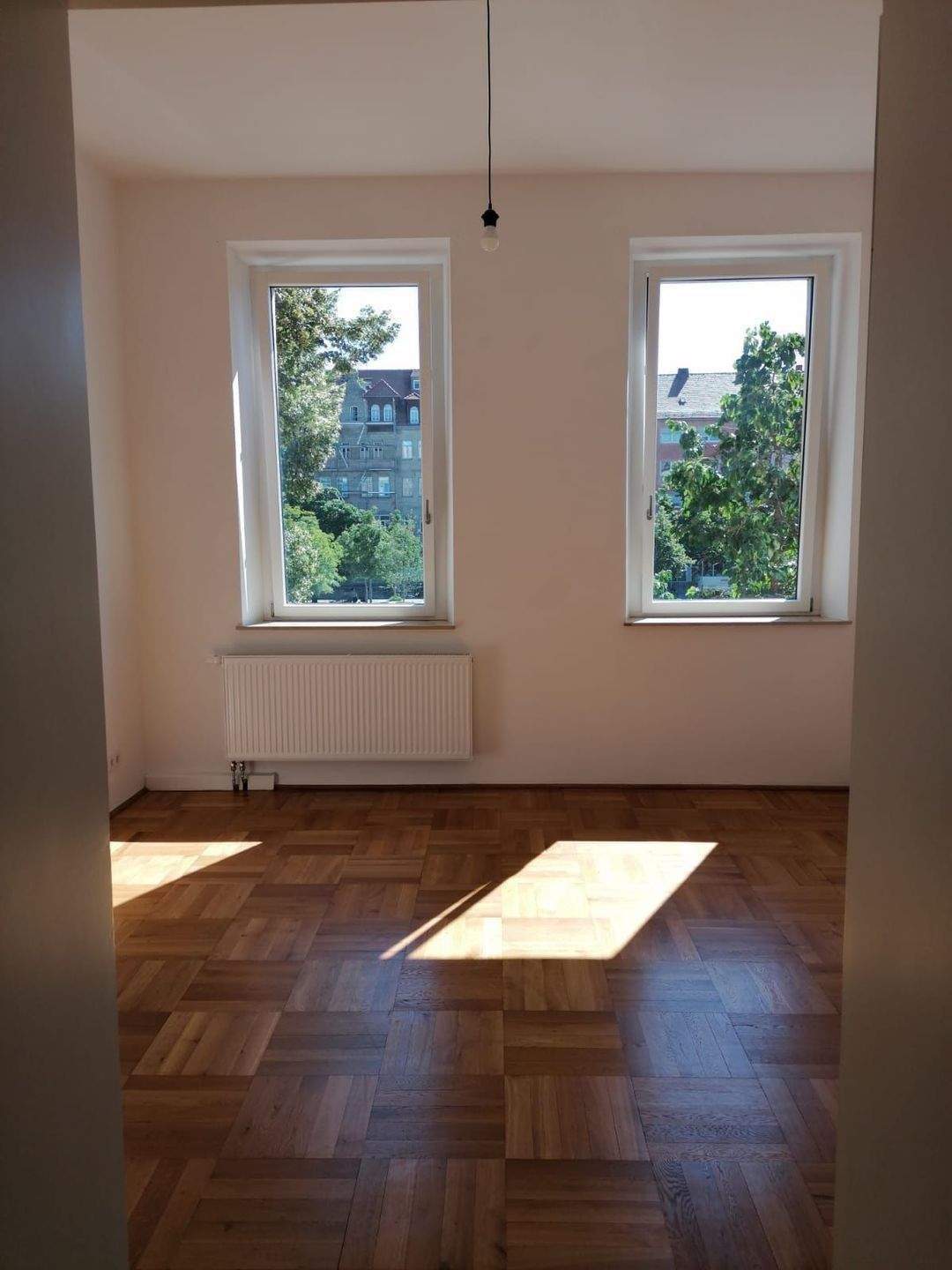 Thumbnail-Schöne, helle 3 Zi, Wohnung am Aufseßplatz