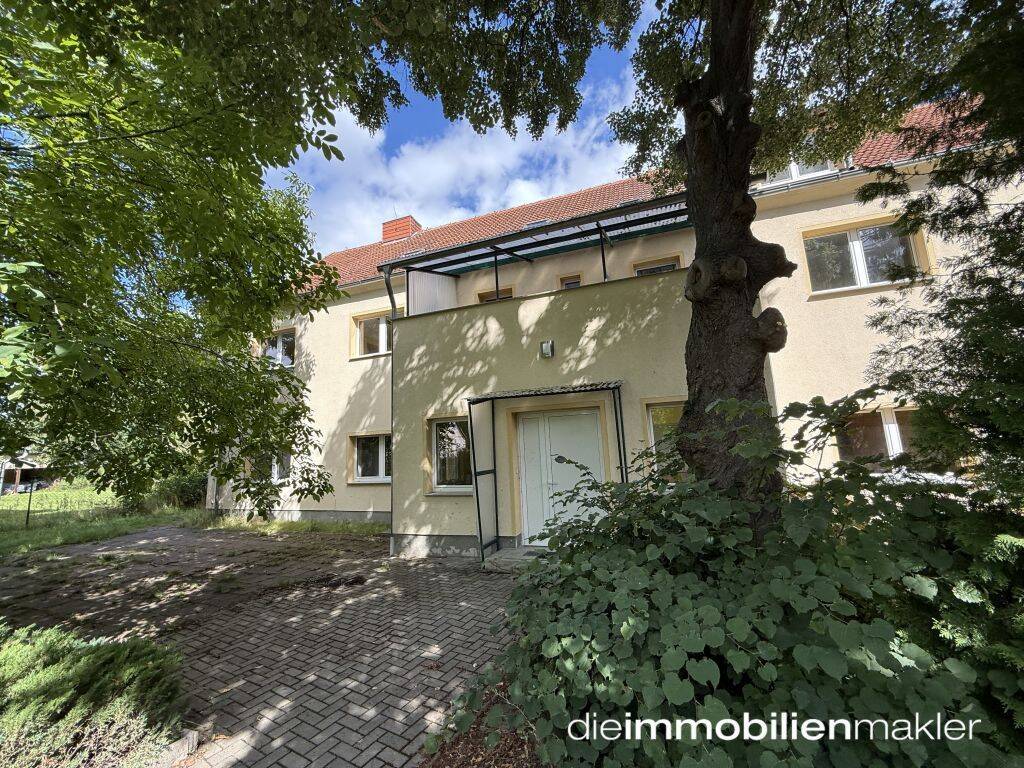 Thumbnail-Großes Mehrfamilienhaus mit vielfältigen Nutzungsmöglichkeiten zu verkaufen