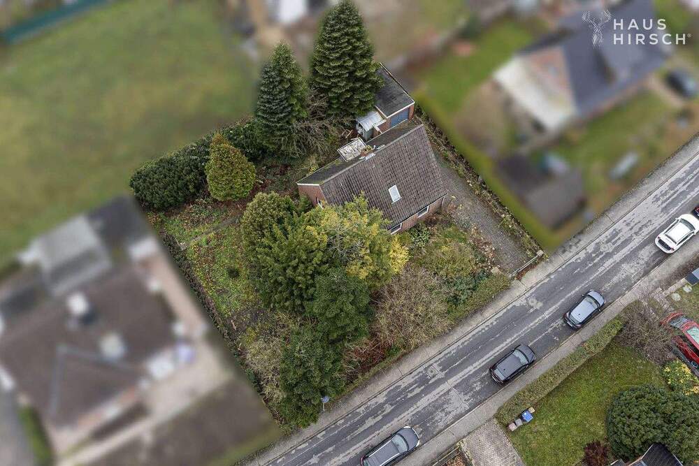 Thumbnail-Großzügiges Grundstück in St. Jürgen mit Altbestand