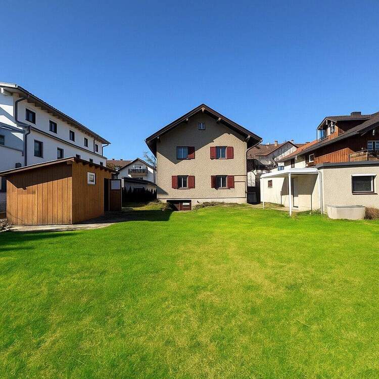 Thumbnail-Sonniges Baugrundstück mit Altbestand