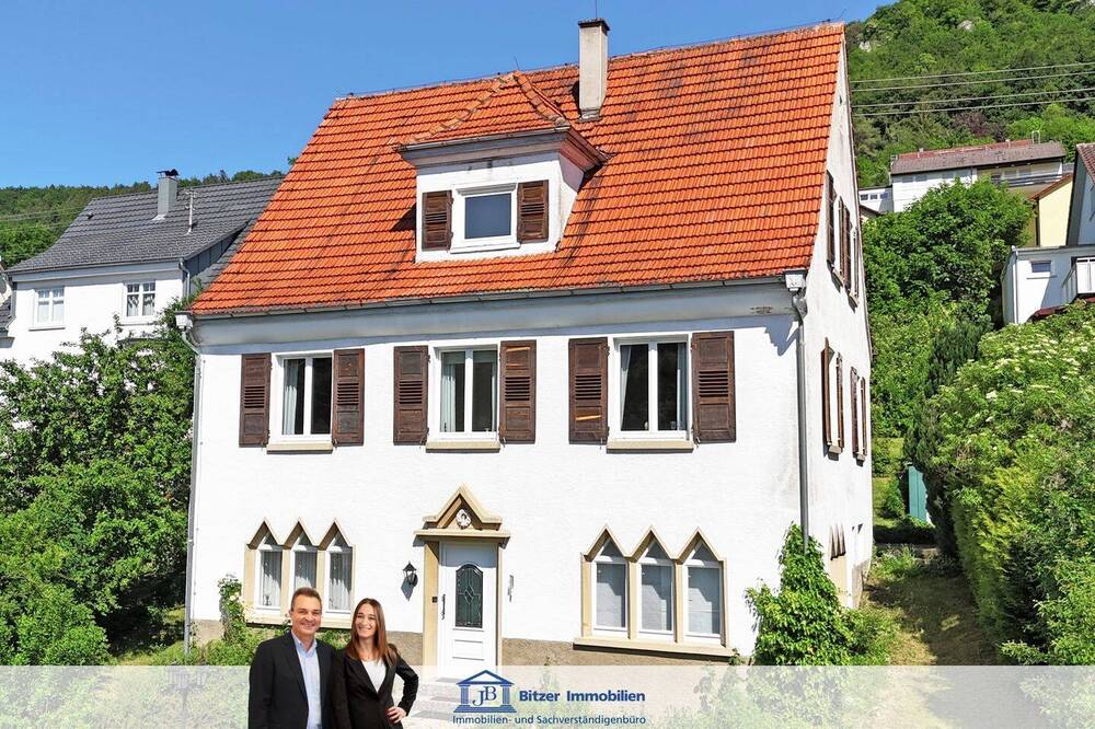 Thumbnail-Stilvolles Zweifamilienhaus in zentrumsnaher Wohnlage