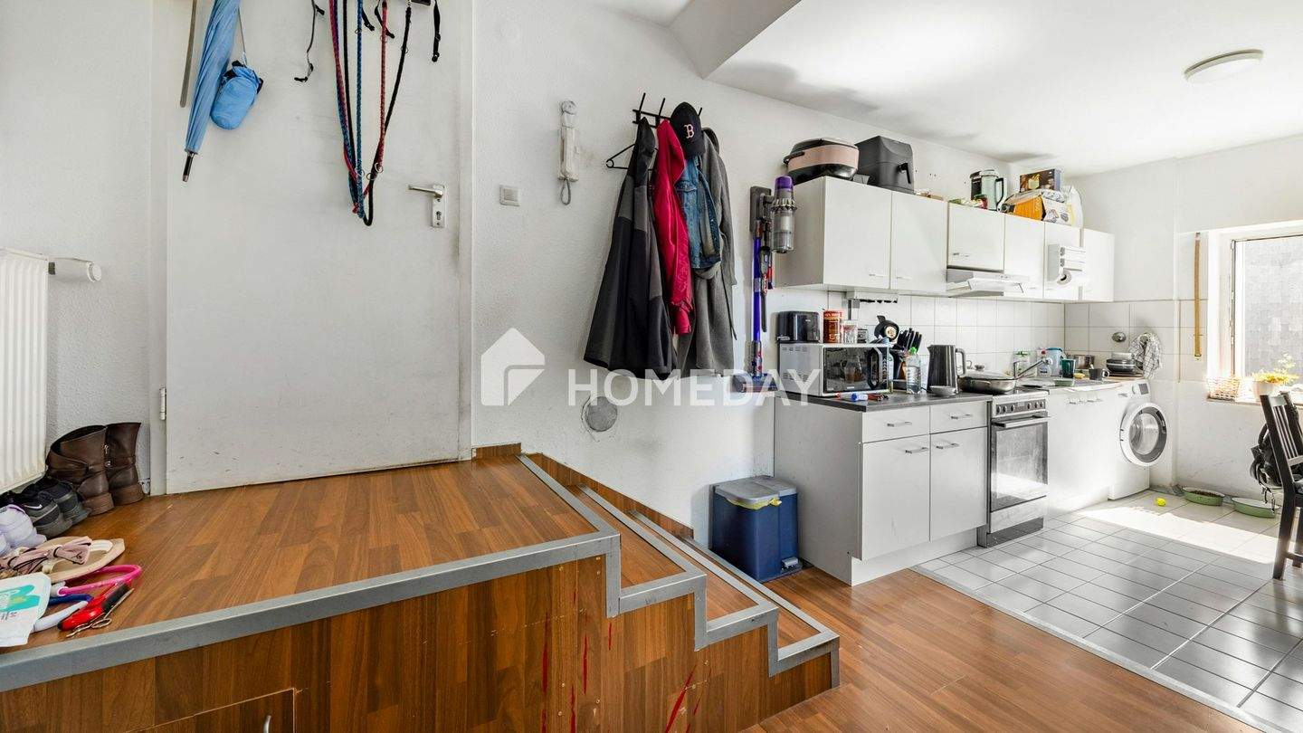 Thumbnail-Wertvoll wohnen oder klug vermieten: Altbau-Rarität in gepflegter Lage