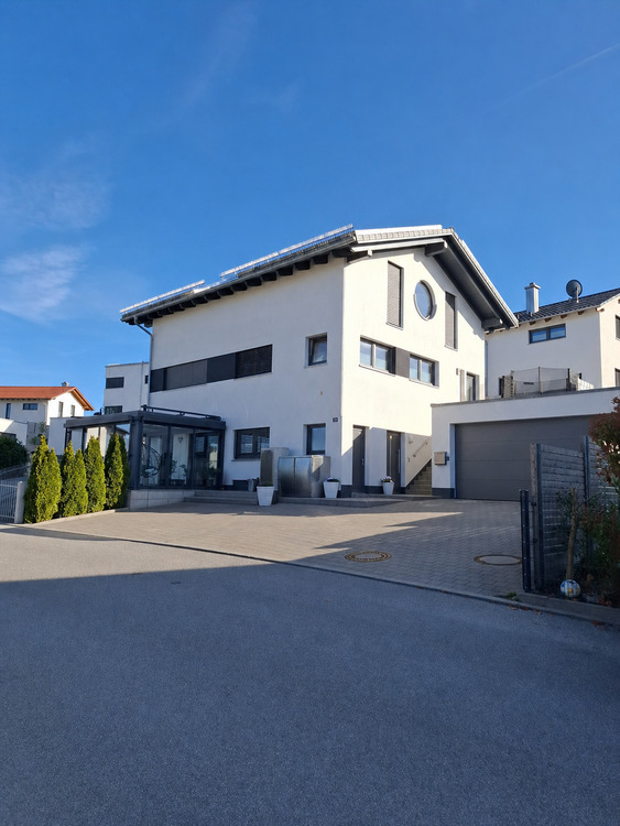 Thumbnail-Modernes Zweifamilienhaus in ruhiger Lage in Geisenhausen