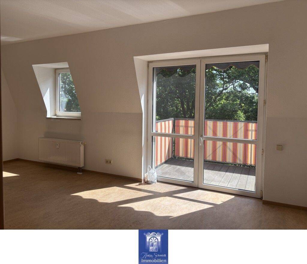 Thumbnail-Himmlische Wohnung in traumhafter Höhenlage in Radebeul! Balkon!