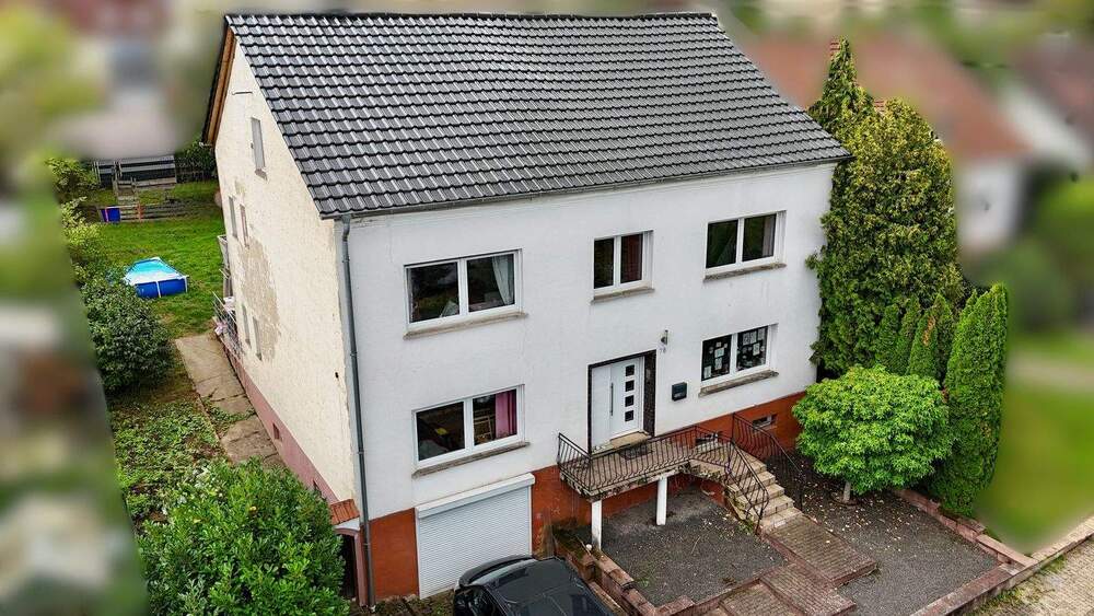 Thumbnail-Großzügiges Einfamilienhaus mit Ausbaureserve in Beckingen-Düppenweiler