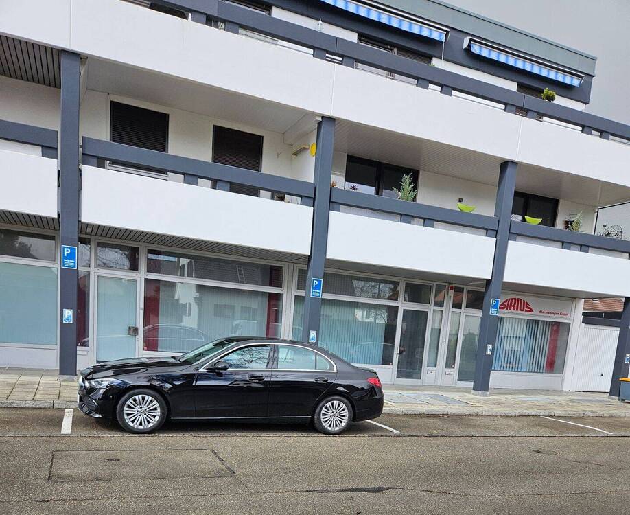Thumbnail-Laden in Germering ! ca.80 m² - 2 Große Schaufenster - Miete 980+ NK 200 - Sofort Frei !