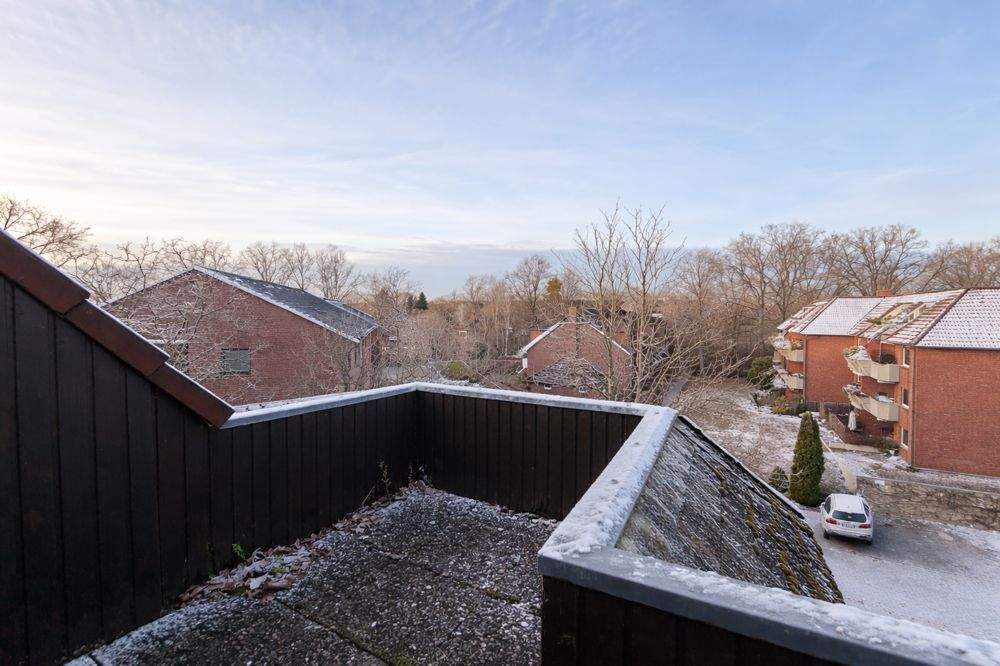 Thumbnail-2-Zimmer-Dachgeschosswohnung