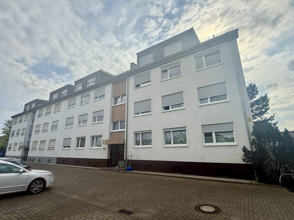 Thumbnail-Charmante 3-Zimmer-Dachgeschosswohnung mit Südwest-Terrasse