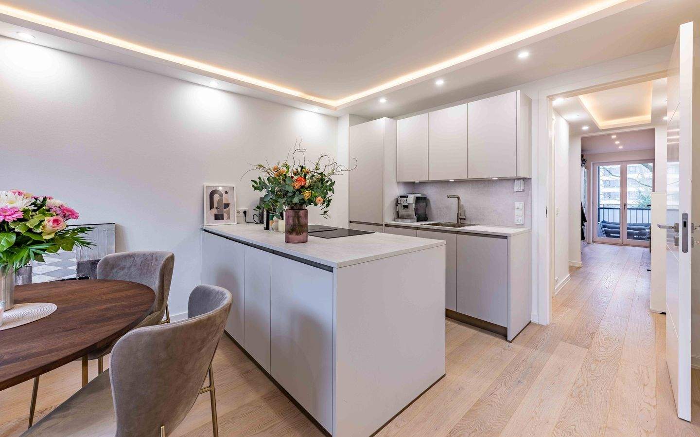 Thumbnail-Stilvoll wohnen in Bestlage: Exklusive Wohnung mit zwei Balkonen in Uhlenhorst!