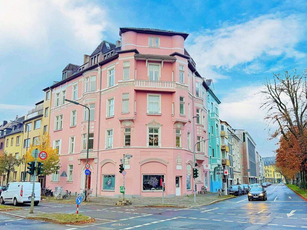 Thumbnail-Urban wohnen, himmlisch leben: Charmantes DG-Apartment mit Flair!