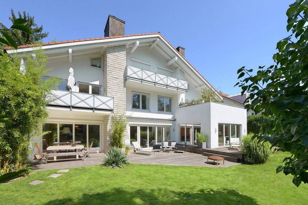 Thumbnail-Lichtdurchflutete Gartenwohnung mit Hauscharakter in München BogenhausenDaglfing. Provisionsfrei