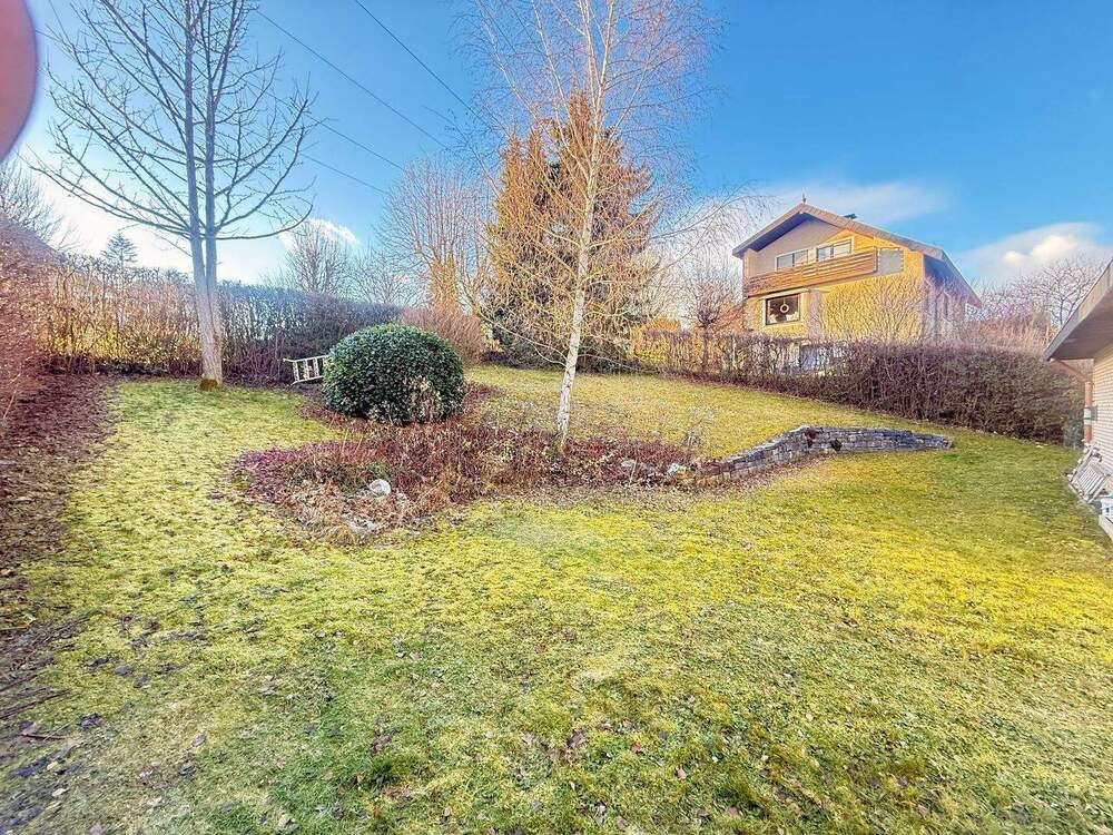 Thumbnail-## Einfamilienhaus mit Einliegerwohnung in Traumlage von Waldbrunn ##