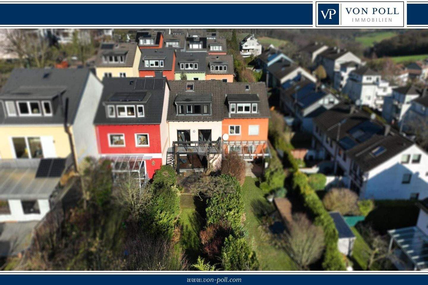 Thumbnail-Lichtdurchflutetes Einfamilienhaus mit Balkon und Gartenglück