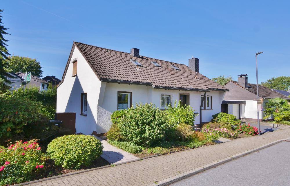 Thumbnail-Ein-bis Zweifamilienhaus mit viell zusätzlicher Nutzfläche und vielen Möglichkeiten in beliebter, innenstadtnaher Lage von Haan