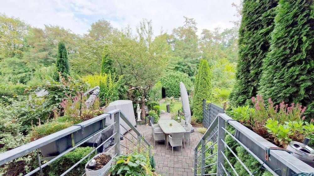 Thumbnail-Modernes Haus mit großem Garten und gehobener Ausstattung