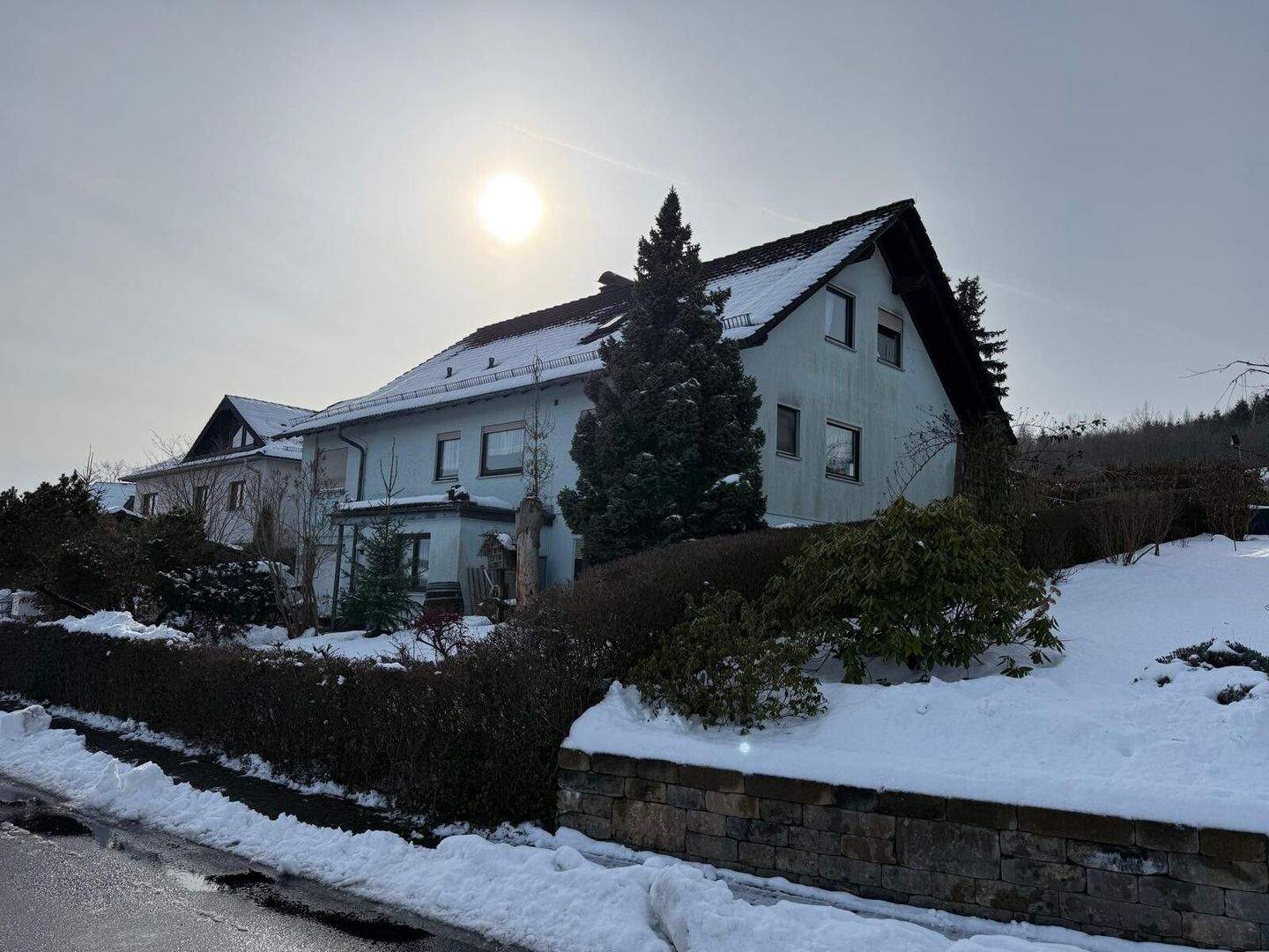 Thumbnail-Tolle Aussicht und viel Platz, ein Haus mit Potential