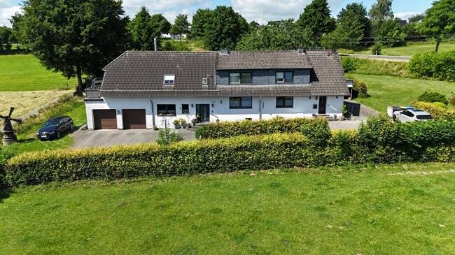 Thumbnail-2-Familienhaus mit Einliegerwohnung mit unverbaubarem Weitblick