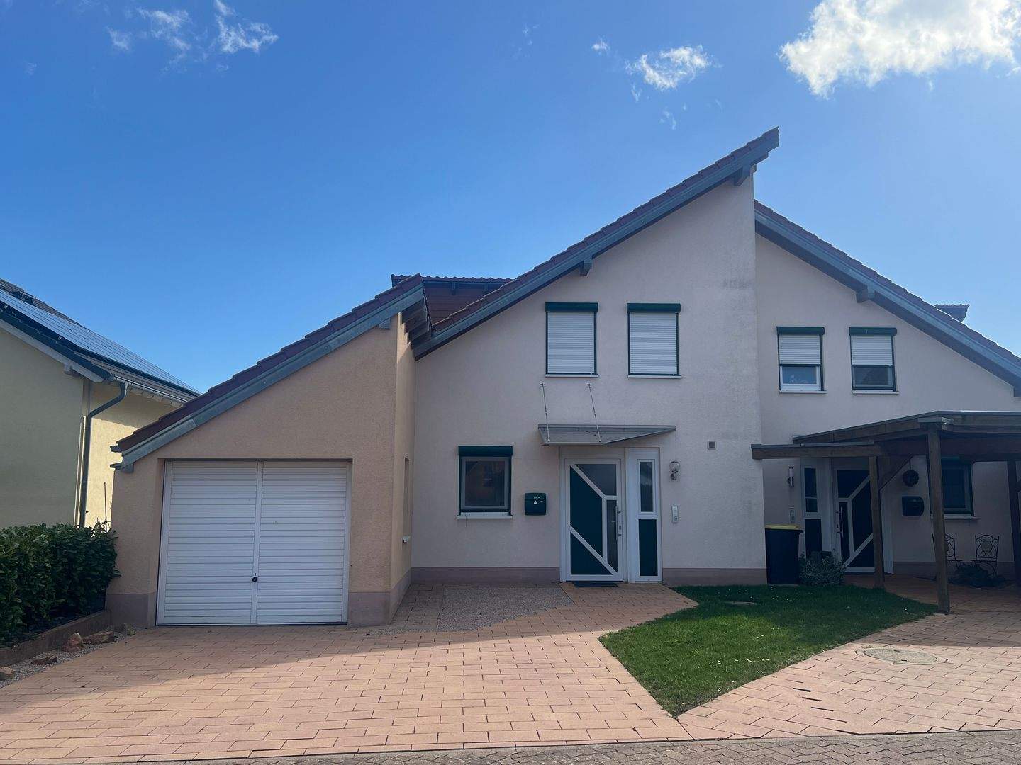 Thumbnail-TOP-GELEGENHEIT! Doppelhaushälfte mit Weitblick in ruhiger Lage in Monzingen zu vermieten