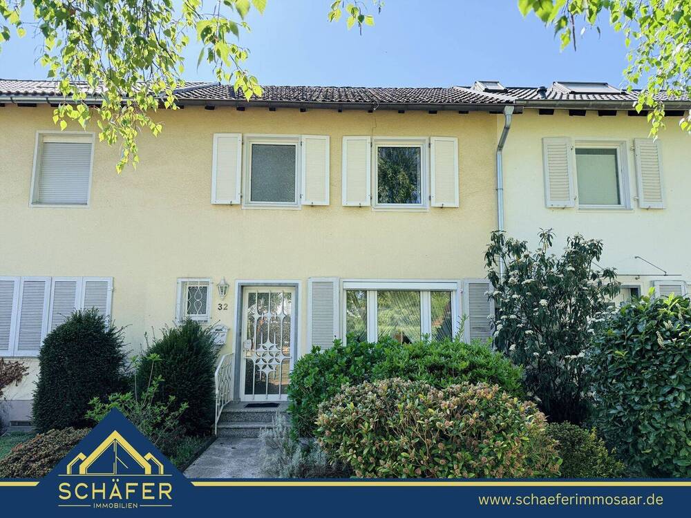 Thumbnail-Charmantes Reihenhaus mit Balkon und Garten in äußerst attraktiver Lage von Saarlouis zu verkaufen