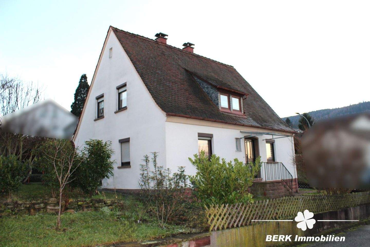 Thumbnail-BERK Immobilien - Charmantes Einfamilienhaus mit Garten und viel Potenzial in zentraler Lage