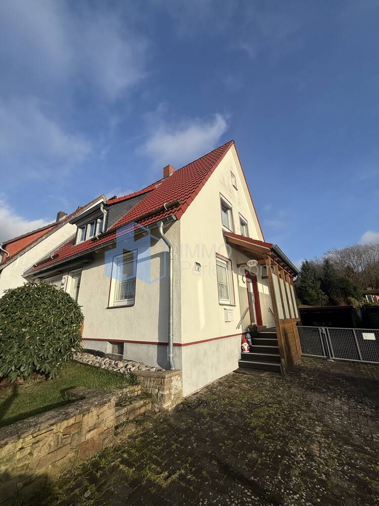 Thumbnail-Sehr gepflegte und modernisierte Doppelhaushälfte in Staufenberg-Uschlag