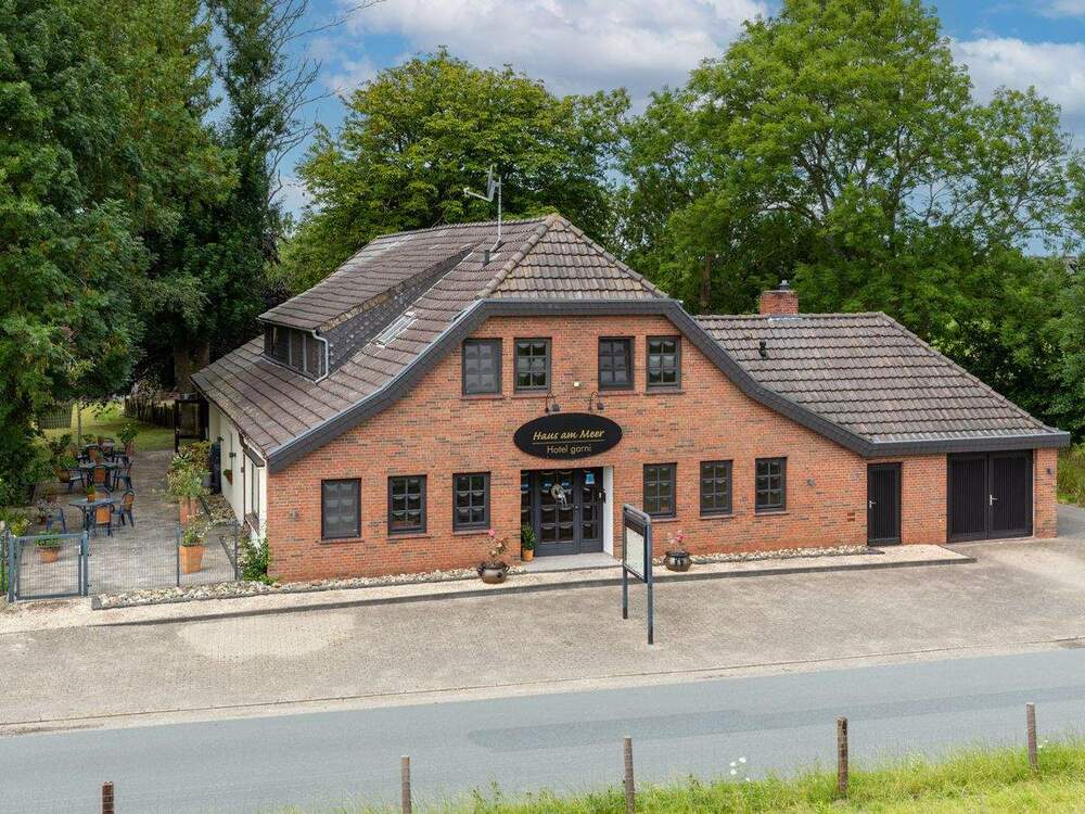 Thumbnail-Direkte Deichlage! Etabliertes Hotelanwesen mit Option zum Bauprojekt für Ferienwohnungen