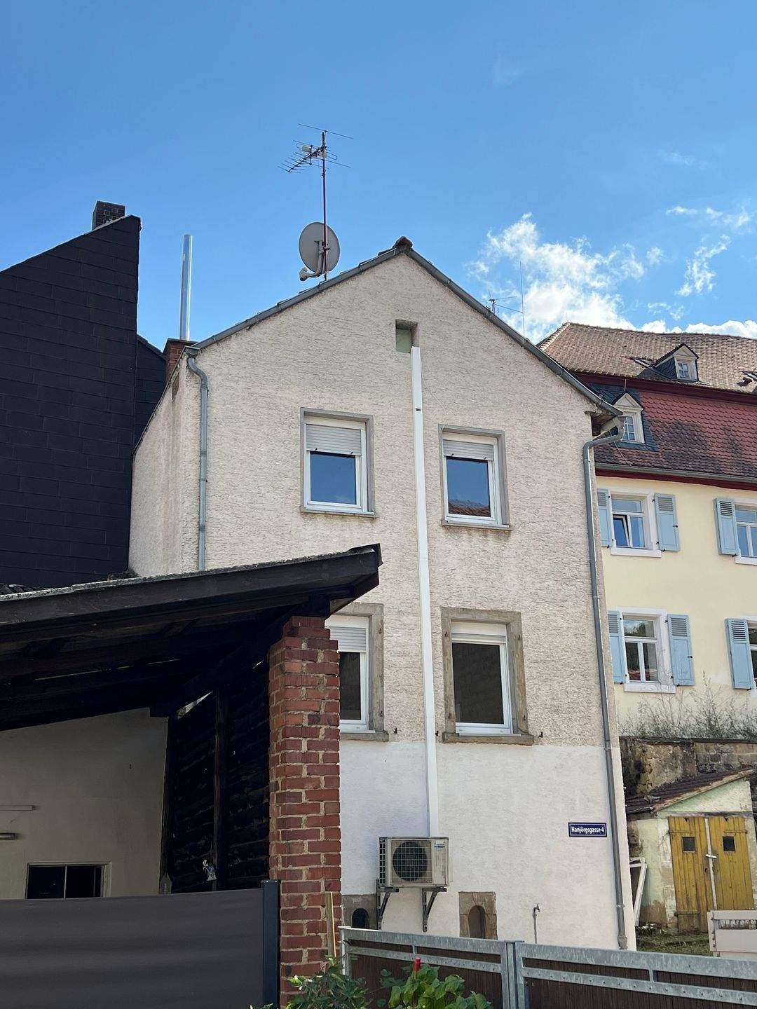 Thumbnail-TOP-GELEGENHEIT! Gemütliches Einfamilienhaus in zentraler Lage in Obermoschel zu verkaufen