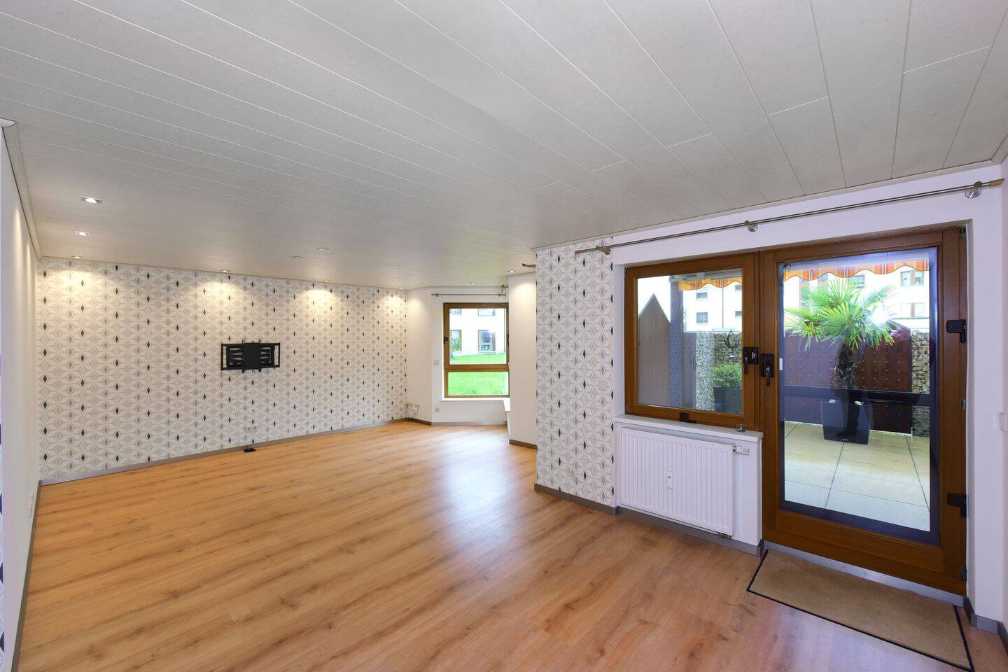 Thumbnail-Sehr gepflegte 4,5 Zimmerwohnung mit Stellplatz