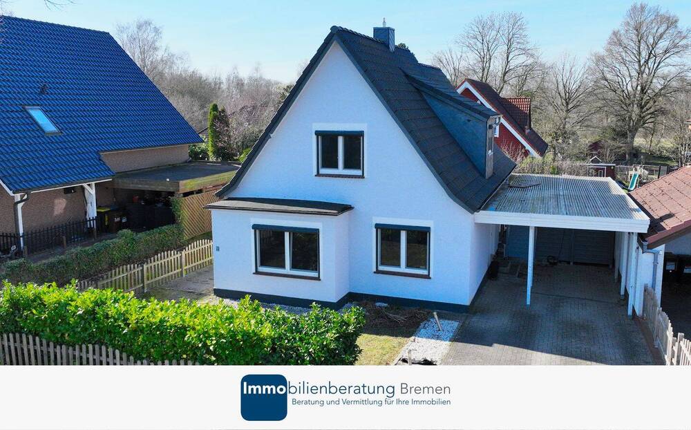 Thumbnail-Modernes Einfamilienhaus mit Garten und Carport