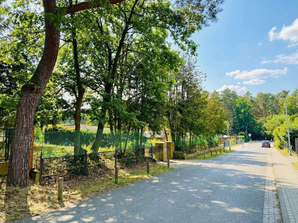 Thumbnail-*Parkähnliches-großes-Grundstück* *Bungalow Altbestand*