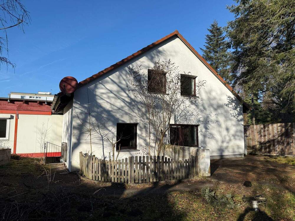 Thumbnail-Zweite Chance am Europakanal - Renovierungsbedürftiges Einfamilienhaus mit viel Platz in Dambach