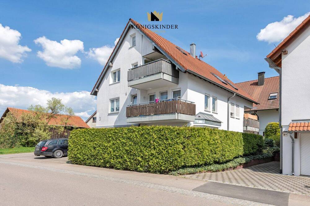 Thumbnail-** Einziehen und wohlfühlen - Helle 2-Zimmer-Wohnung mit sonnigem Balkon in Ebersbach-Weiler **