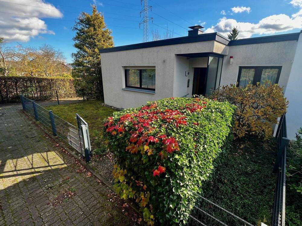 Thumbnail-KL-Nord - Attraktives Reihenendhaus in bester Wohnlage mit Garten, 2 Terrassen und Garage