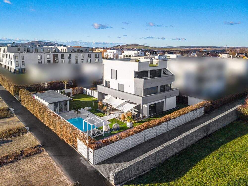 Thumbnail-Exklusiver Wohnkomfort mit Pool, Sauna & Panorama-Dachterrasse in einzigartiger Lage von Fulda